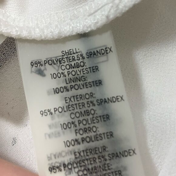 Calvin Klein NWT Assymetrical White Black Sleeveless Chiffon Blouse Size Medium - Picture 16 of 16